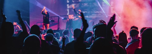 铁粉聚集地：球迷互动交流与观点分享的社区论坛